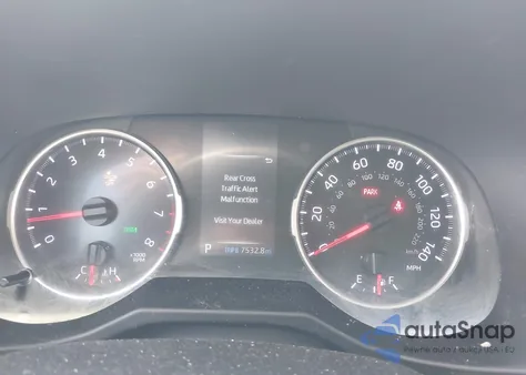 2020 Toyota Rav4 Xle from USA, damaged, VIN 2T3P1RFV2LC138594